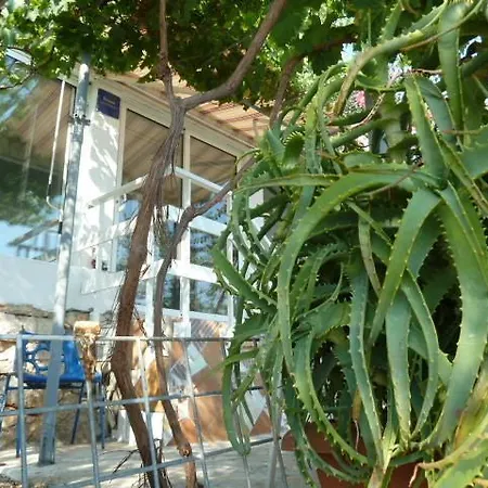 アパート Ljilja *