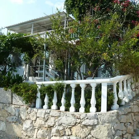 Ljilja * Blato (Korcula)