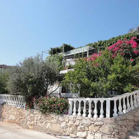 Ljilja アパート Blato