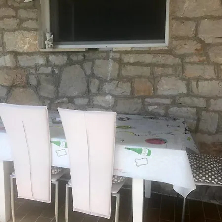 Διαμέρισμα Ljilja *